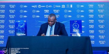 Le Ministère de l&rsquo;Économie Numérique lance la première session de formation de près de 600 agents et cadres de son administration